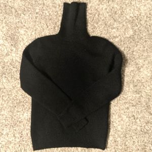 Ralph Lauren Women's Wool-Cashmere Turtle Neck. Lrg Fits Med